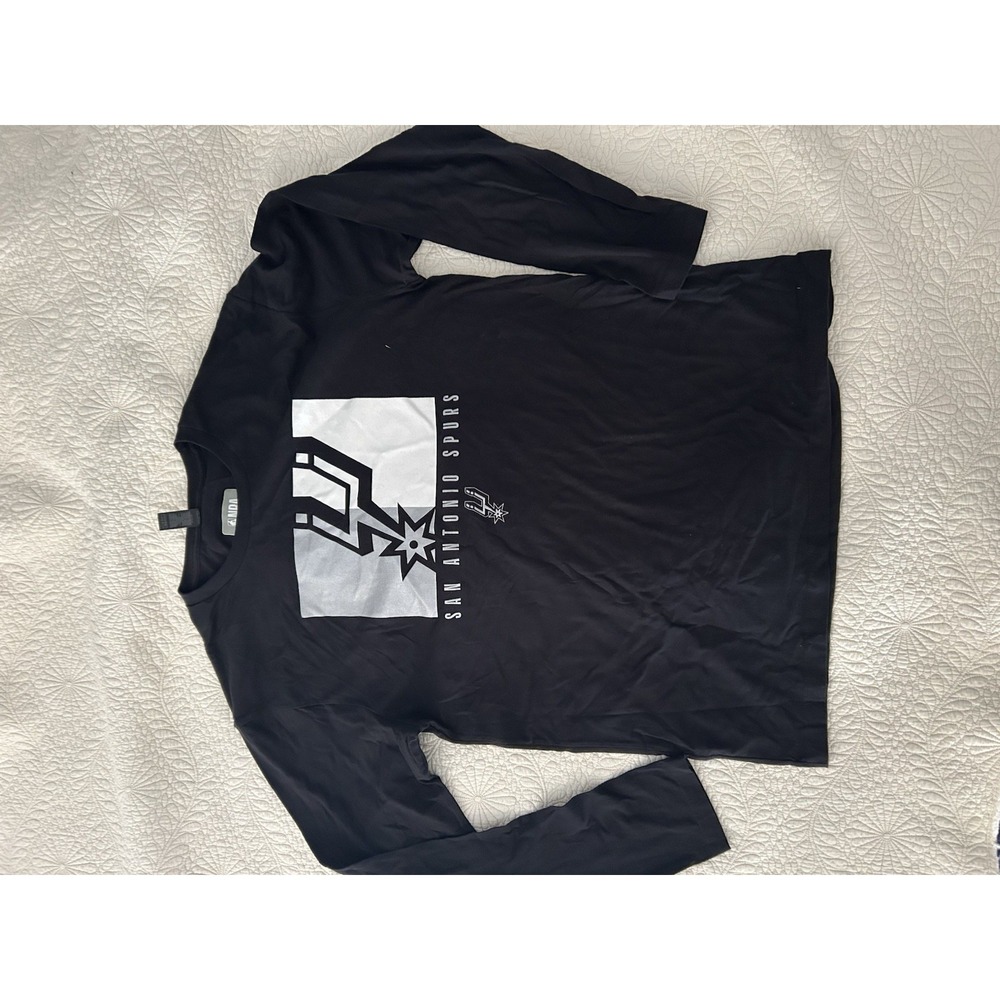 San Antonio Spurs NBA Long-sleeve T-Shirt Large,